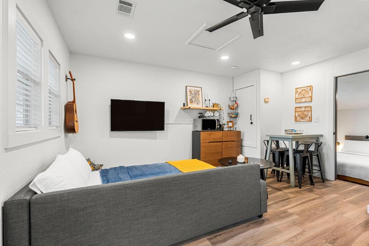 New! The Yellow Door- Downtown Wimberley W/ River Access מראה חיצוני תמונה