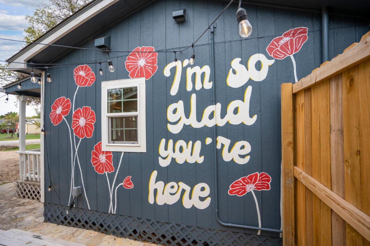 New! The Yellow Door- Downtown Wimberley W/ River Access מראה חיצוני תמונה